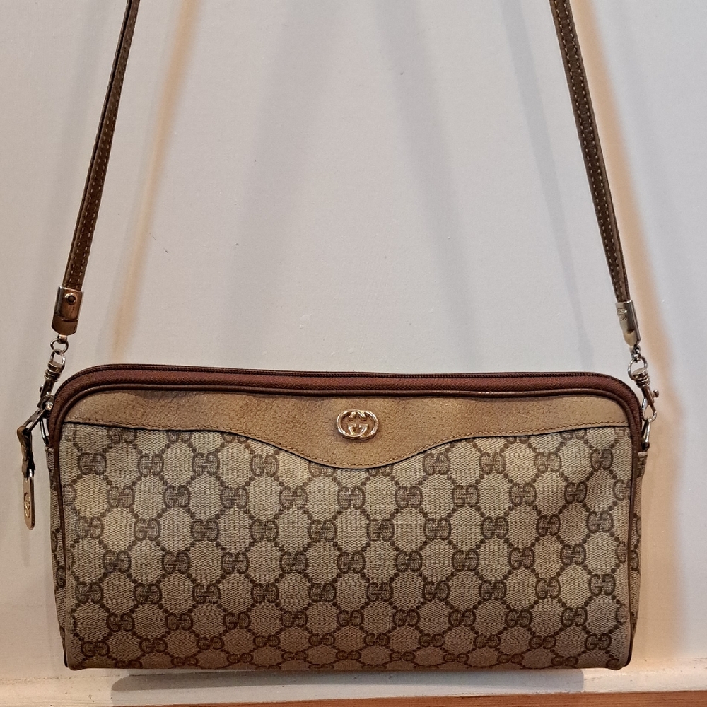 Gucci Supreme Crossbody Bag